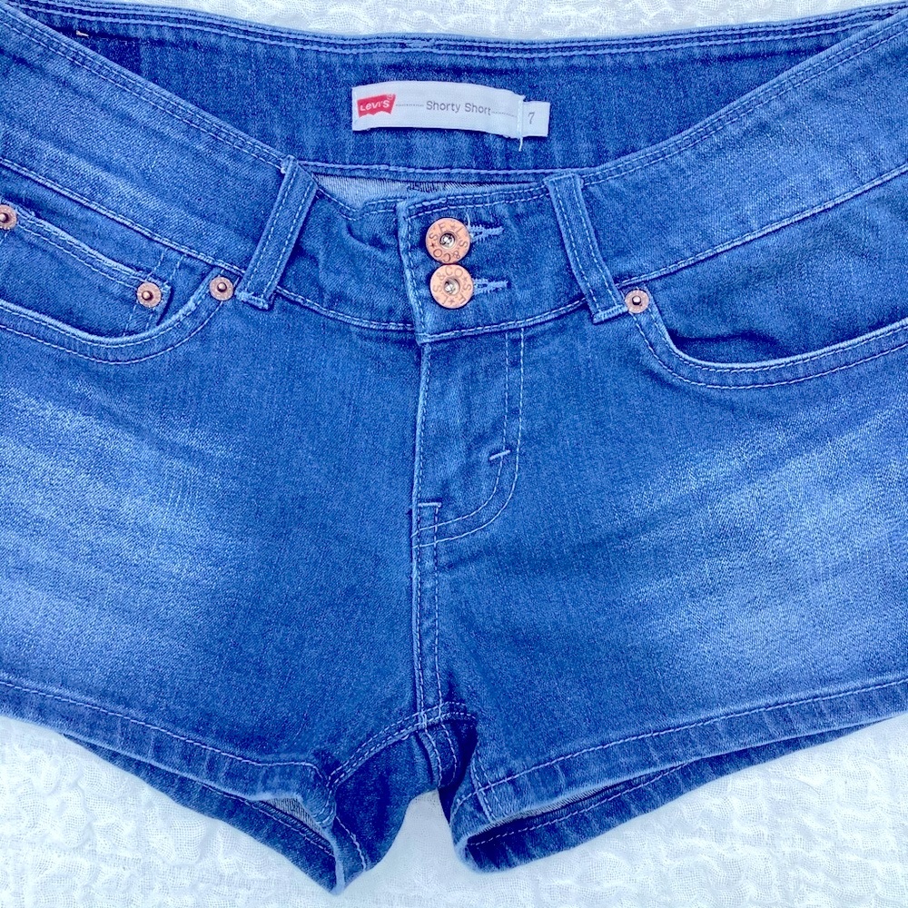 Jr 7 Waist 30” LEVIS ‘Shorty Short’ Jean Cutoff Hem Shorts - Picture 16 of 16